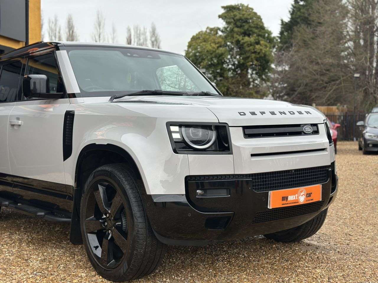 A 2025 LAND ROVER DEFENDER 3.0 D250 MHEV X-Dynamic HSE SUV 5dr Diesel Auto 4WD Euro 6 (s/s) (249 ps) F A 2025 LAND ROVER DEFENDER 3.0 D250 MHEV X-Dynamic HSE SUV 5dr Diesel Auto 4WD Euro 6 (s/s) (249 ps) F