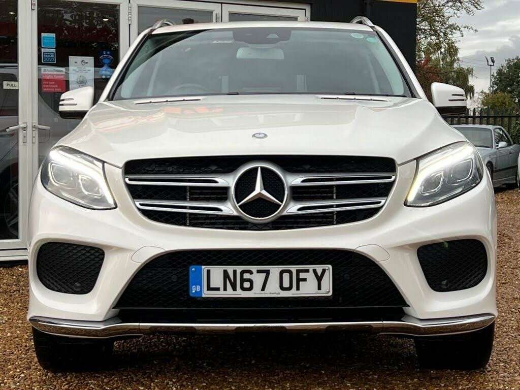 A 2017 MERCEDES-BENZ GLE 2.1 GLE250d AMG Line SUV 5dr Diesel G-Tronic 4MATIC Euro 6 (s/s) (204 ps) * A 2017 MERCEDES-BENZ GLE 2.1 GLE250d AMG Line SUV 5dr Diesel G-Tronic 4MATIC Euro 6 (s/s) (204 ps) *