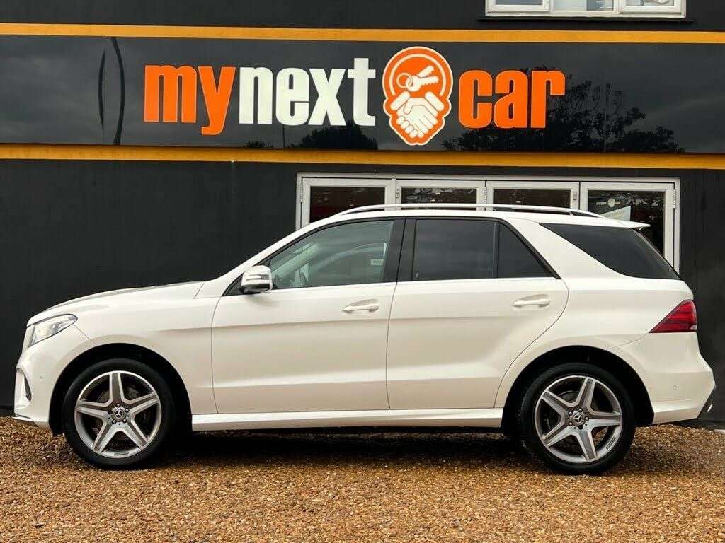 A 2017 MERCEDES-BENZ GLE 2.1 GLE250d AMG Line SUV 5dr Diesel G-Tronic 4MATIC Euro 6 (s/s) (204 ps) * A 2017 MERCEDES-BENZ GLE 2.1 GLE250d AMG Line SUV 5dr Diesel G-Tronic 4MATIC Euro 6 (s/s) (204 ps) *