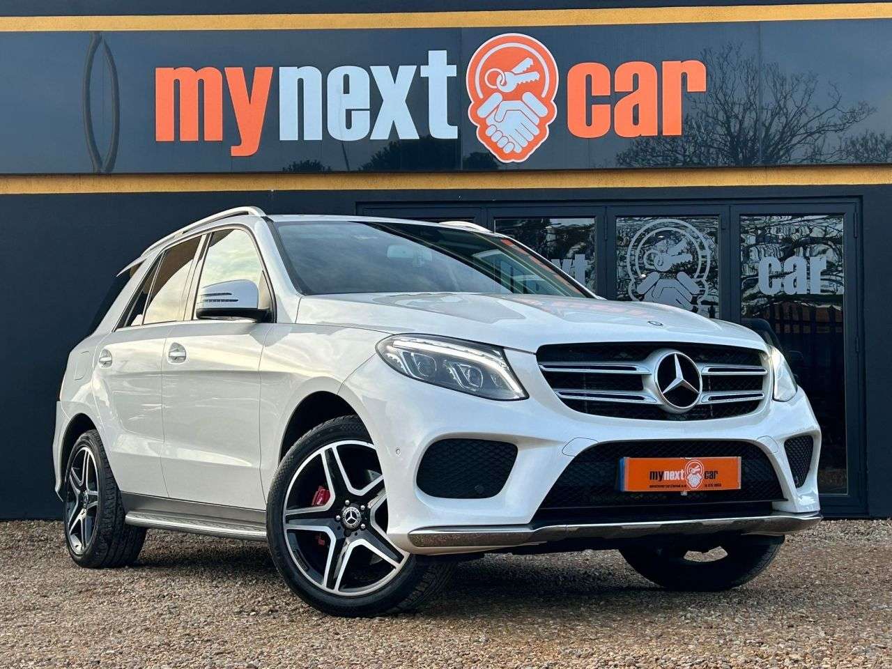 A 2017 MERCEDES-BENZ GLE 2.1 GLE250d AMG Line SUV 5dr Diesel G-Tronic 4MATIC Euro 6 (s/s) (204 ps) * A 2017 MERCEDES-BENZ GLE 2.1 GLE250d AMG Line SUV 5dr Diesel G-Tronic 4MATIC Euro 6 (s/s) (204 ps) *