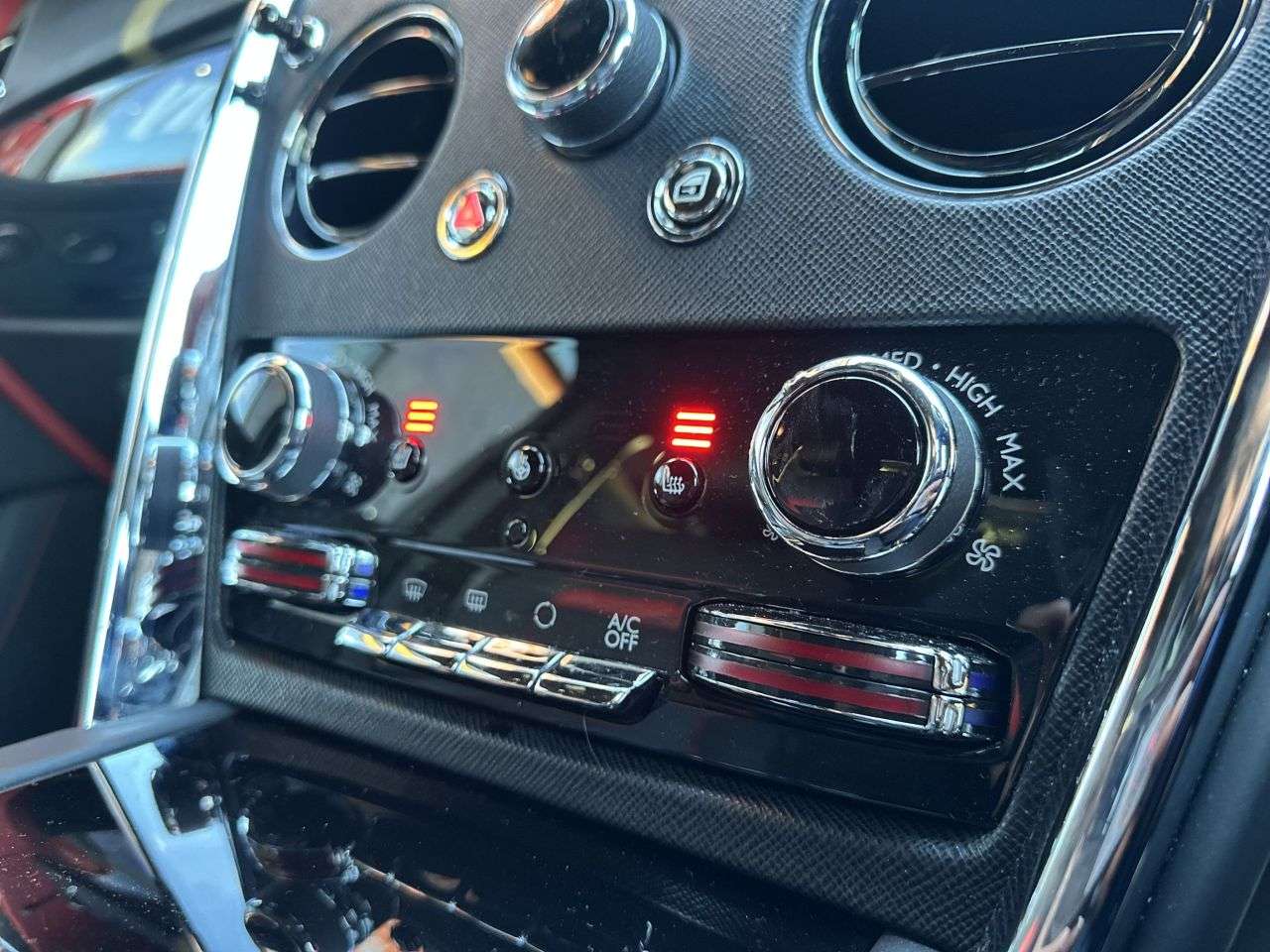 2022 ROLLS-ROYCE CULLINAN 2022 ROLLS-ROYCE CULLINAN