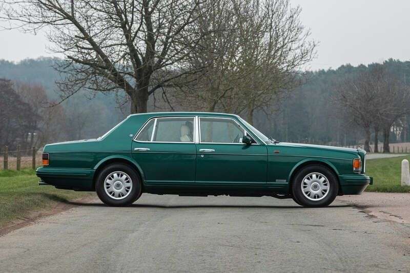 A 1996 BENTLEY BROOKLANDS 6.8 Saloon 4dr Petrol Automatic (409 g/km, 300 bhp) Only 33k FSH/ 14 Servic A 1996 BENTLEY BROOKLANDS 6.8 Saloon 4dr Petrol Automatic (409 g/km, 300 bhp) Only 33k FSH/ 14 Servic