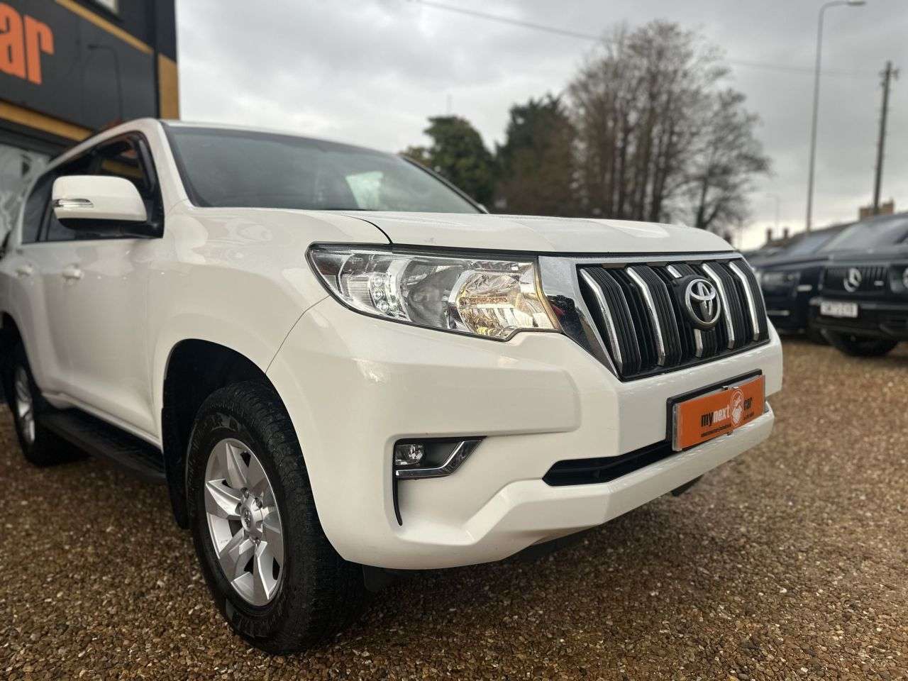 A 2022 TOYOTA LAND CRUISER 2.8D Active SUV 5dr Diesel Auto 4WD Euro 6 (s/s) (7 Seat) (204 ps) * DELIVE A 2022 TOYOTA LAND CRUISER 2.8D Active SUV 5dr Diesel Auto 4WD Euro 6 (s/s) (7 Seat) (204 ps) * DELIVE