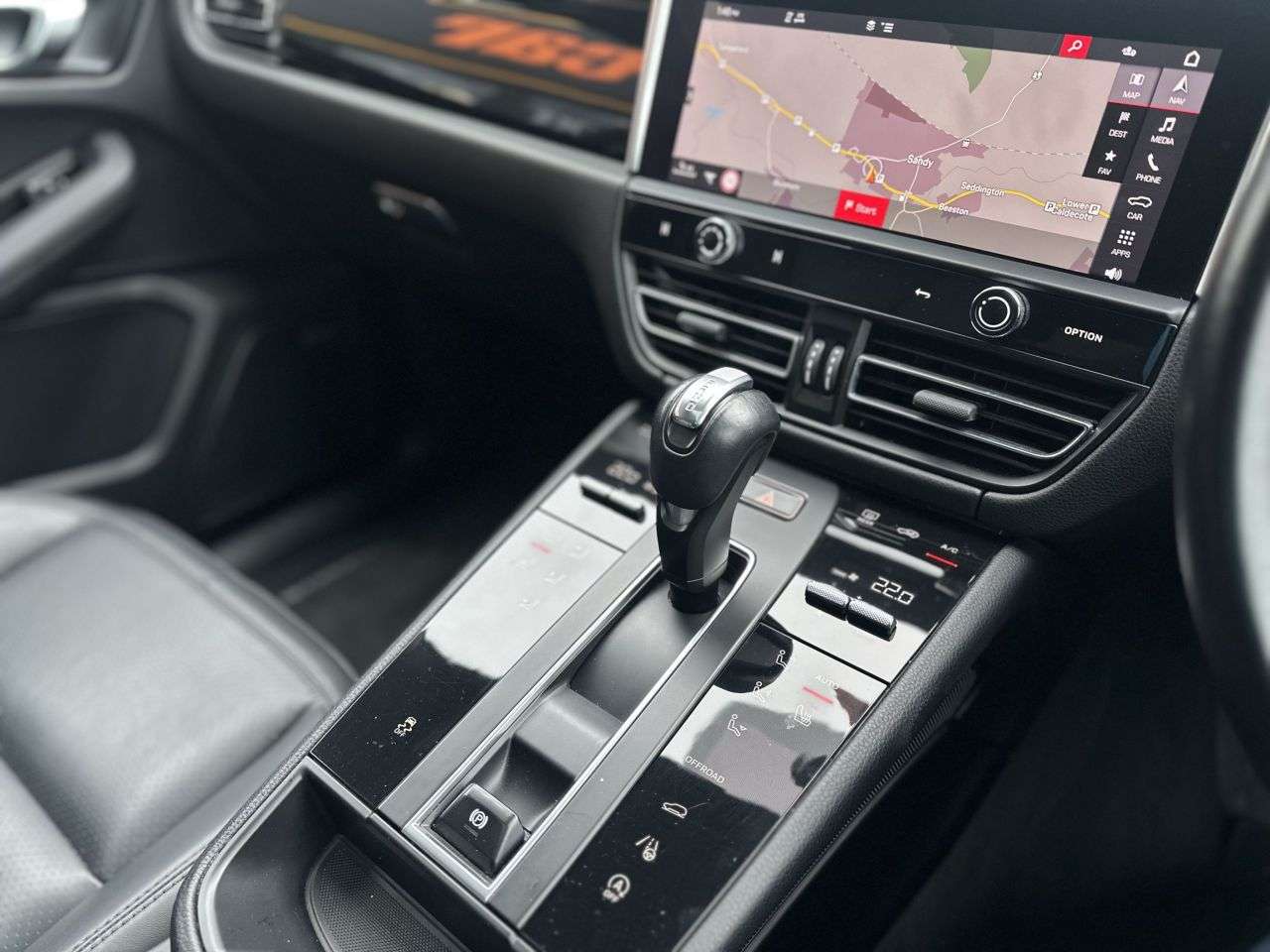 2022 PORSCHE MACAN 2022 PORSCHE MACAN