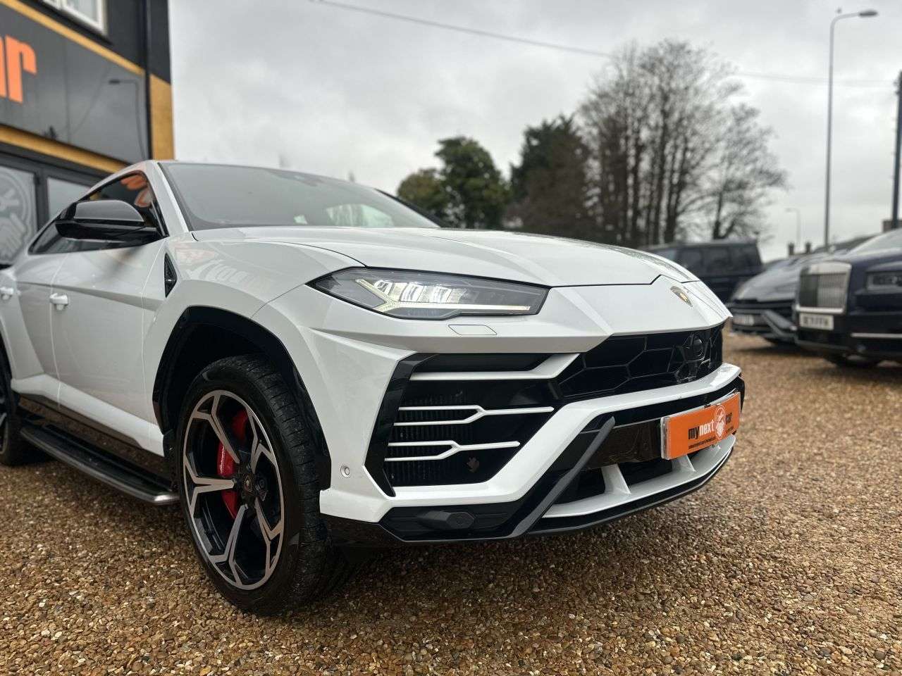 A 2018 LAMBORGHINI URUS 4.0 V8 BiTurbo SUV 5dr Petrol Auto 4WD Euro 6 (650 ps) CARBON EXTERIOR + PA A 2018 LAMBORGHINI URUS 4.0 V8 BiTurbo SUV 5dr Petrol Auto 4WD Euro 6 (650 ps) CARBON EXTERIOR + PA