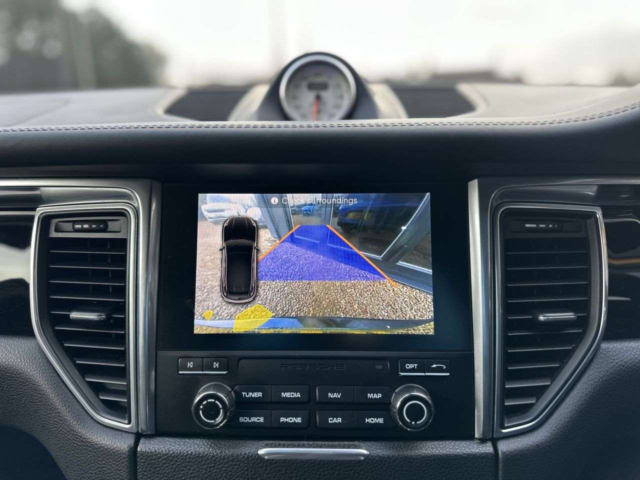 2017 PORSCHE MACAN 2017 PORSCHE MACAN