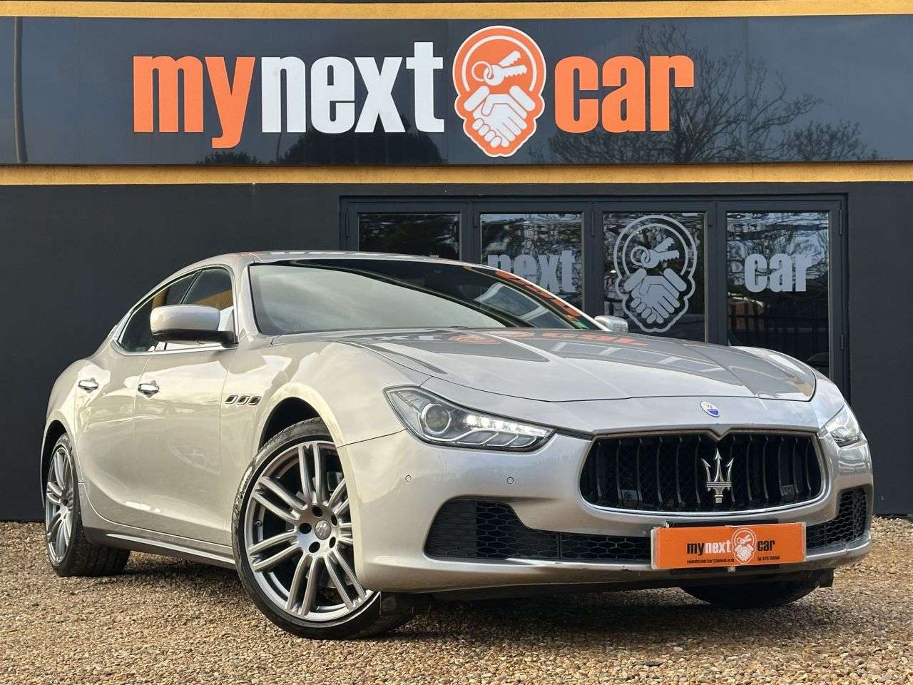 A 2016 MASERATI GHIBLI 3.0D V6 Saloon 4dr Diesel ZF Euro 5 (s/s) (275 ps) * DELIVERY AVAILABLE * + A 2016 MASERATI GHIBLI 3.0D V6 Saloon 4dr Diesel ZF Euro 5 (s/s) (275 ps) * DELIVERY AVAILABLE * +