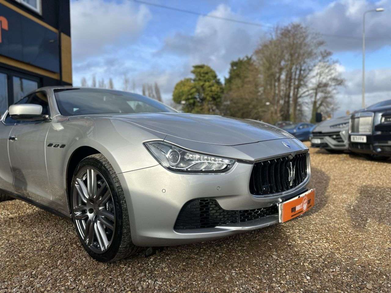 A 2016 MASERATI GHIBLI 3.0D V6 Saloon 4dr Diesel ZF Euro 5 (s/s) (275 ps) * DELIVERY AVAILABLE * + A 2016 MASERATI GHIBLI 3.0D V6 Saloon 4dr Diesel ZF Euro 5 (s/s) (275 ps) * DELIVERY AVAILABLE * +