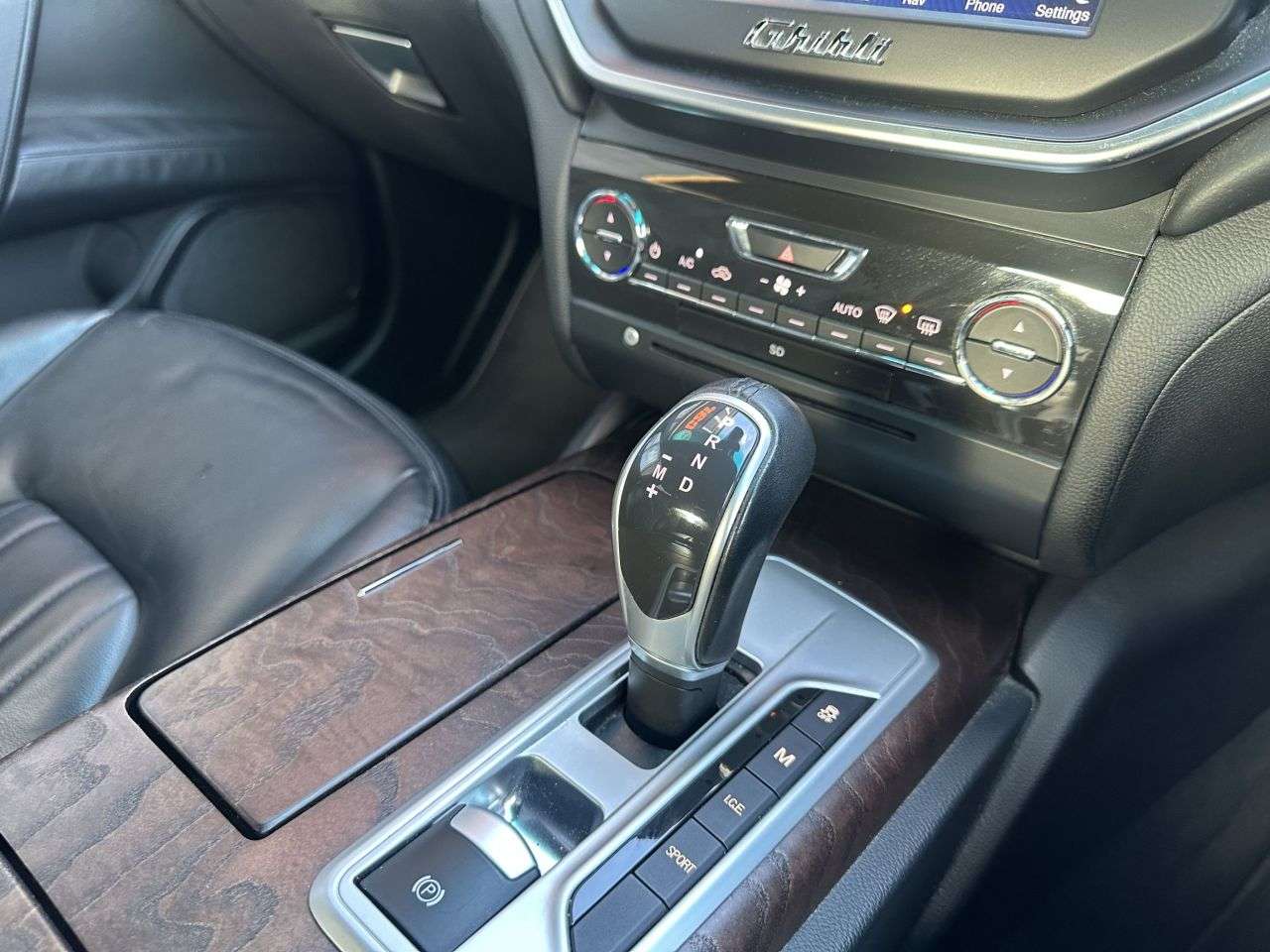 2016 MASERATI GHIBLI 2016 MASERATI GHIBLI