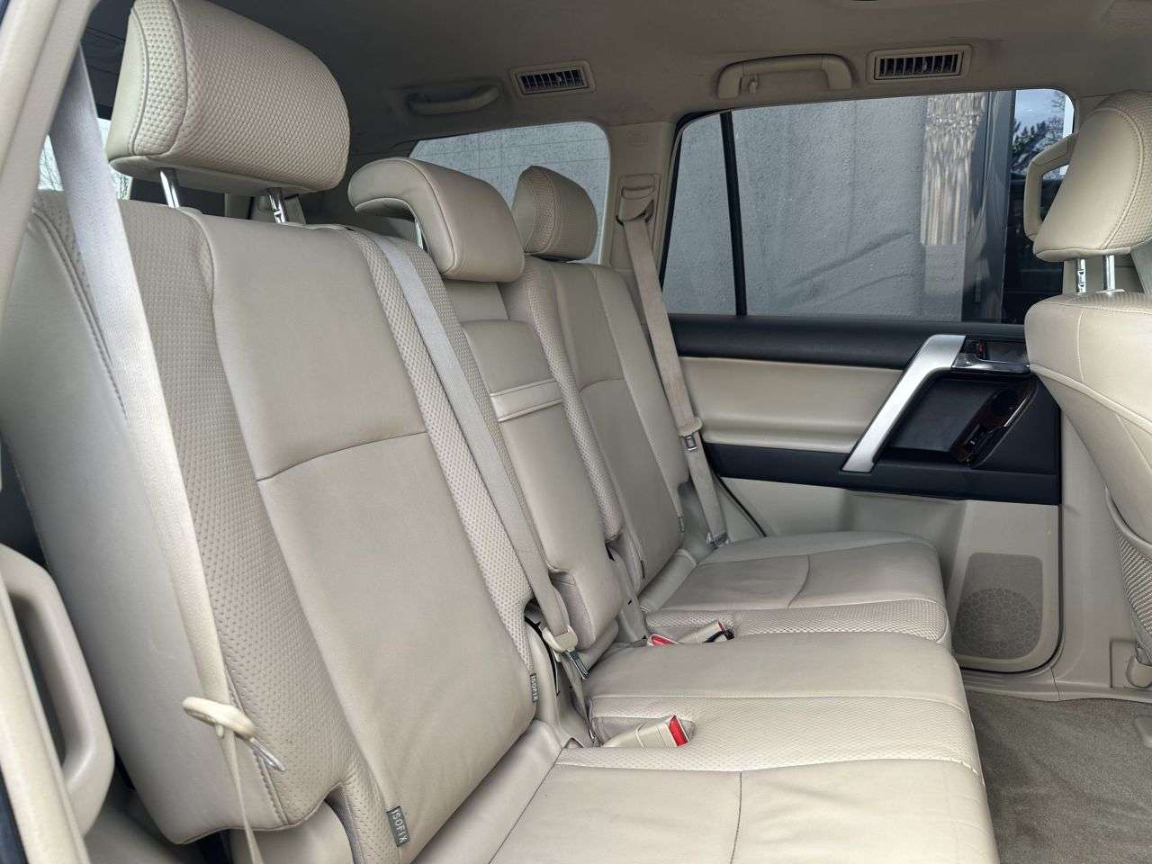 2010 TOYOTA LAND CRUISER 2010 TOYOTA LAND CRUISER