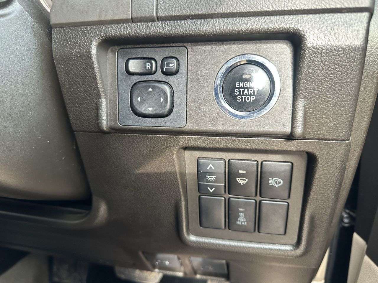 2010 TOYOTA LAND CRUISER 2010 TOYOTA LAND CRUISER