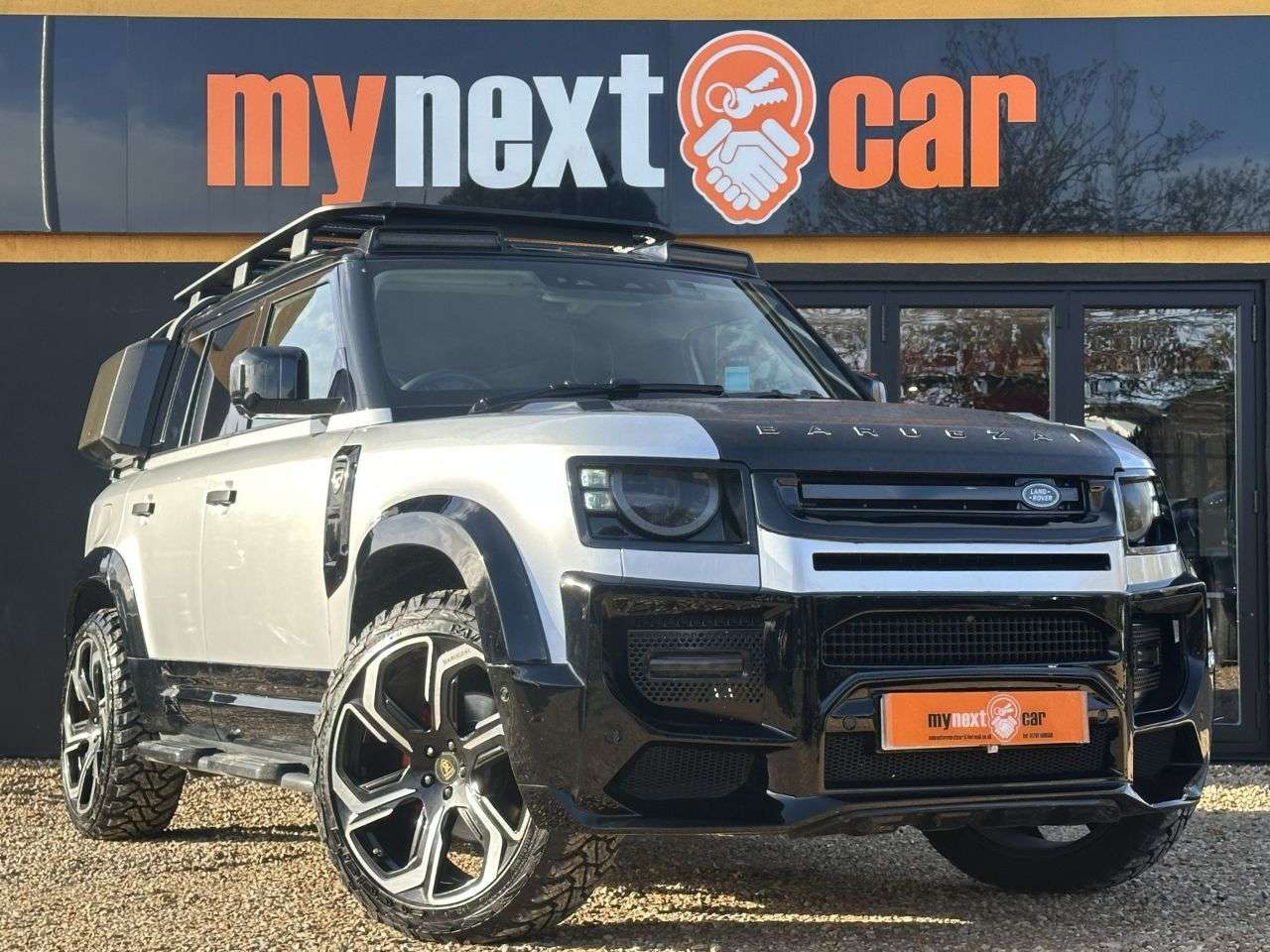 A 2020 LAND ROVER DEFENDER 2.0 SD4 S SUV 5dr Diesel Auto 4WD Euro 6 (s/s) (240 ps) DRL+ SAT NAV + FULL A 2020 LAND ROVER DEFENDER 2.0 SD4 S SUV 5dr Diesel Auto 4WD Euro 6 (s/s) (240 ps) DRL+ SAT NAV + FULL