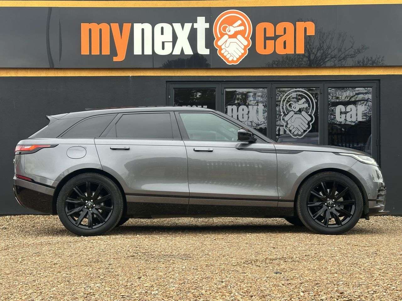 2018 LAND ROVER RANGE ROVER VELAR 2018 LAND ROVER RANGE ROVER VELAR