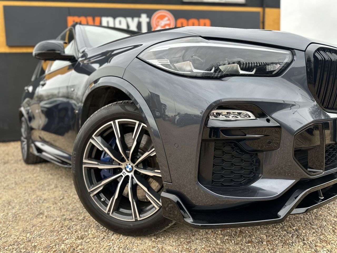 A 2021 BMW X5 3.0 45e 24kWh M Sport SUV 5dr Petrol Plug-in Hybrid Auto xDrive Euro 6 (s/s A 2021 BMW X5 3.0 45e 24kWh M Sport SUV 5dr Petrol Plug-in Hybrid Auto xDrive Euro 6 (s/s