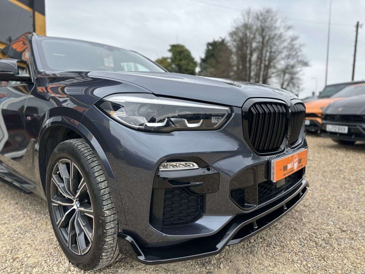 A 2021 BMW X5 3.0 45e 24kWh M Sport SUV 5dr Petrol Plug-in Hybrid Auto xDrive Euro 6 (s/s A 2021 BMW X5 3.0 45e 24kWh M Sport SUV 5dr Petrol Plug-in Hybrid Auto xDrive Euro 6 (s/s