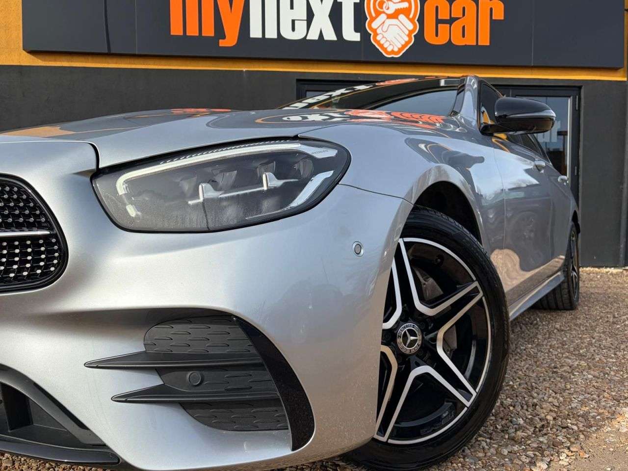 A 2022 MERCEDES-BENZ E-CLASS 2.0 E300de 13.5kWh AMG Line Night Edition (Premium Plus) Saloon 4dr Diesel A 2022 MERCEDES-BENZ E-CLASS 2.0 E300de 13.5kWh AMG Line Night Edition (Premium Plus) Saloon 4dr Diesel