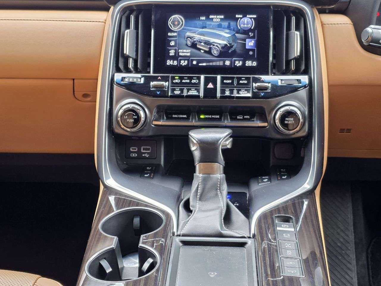 2022 LEXUS LX 2022 LEXUS LX