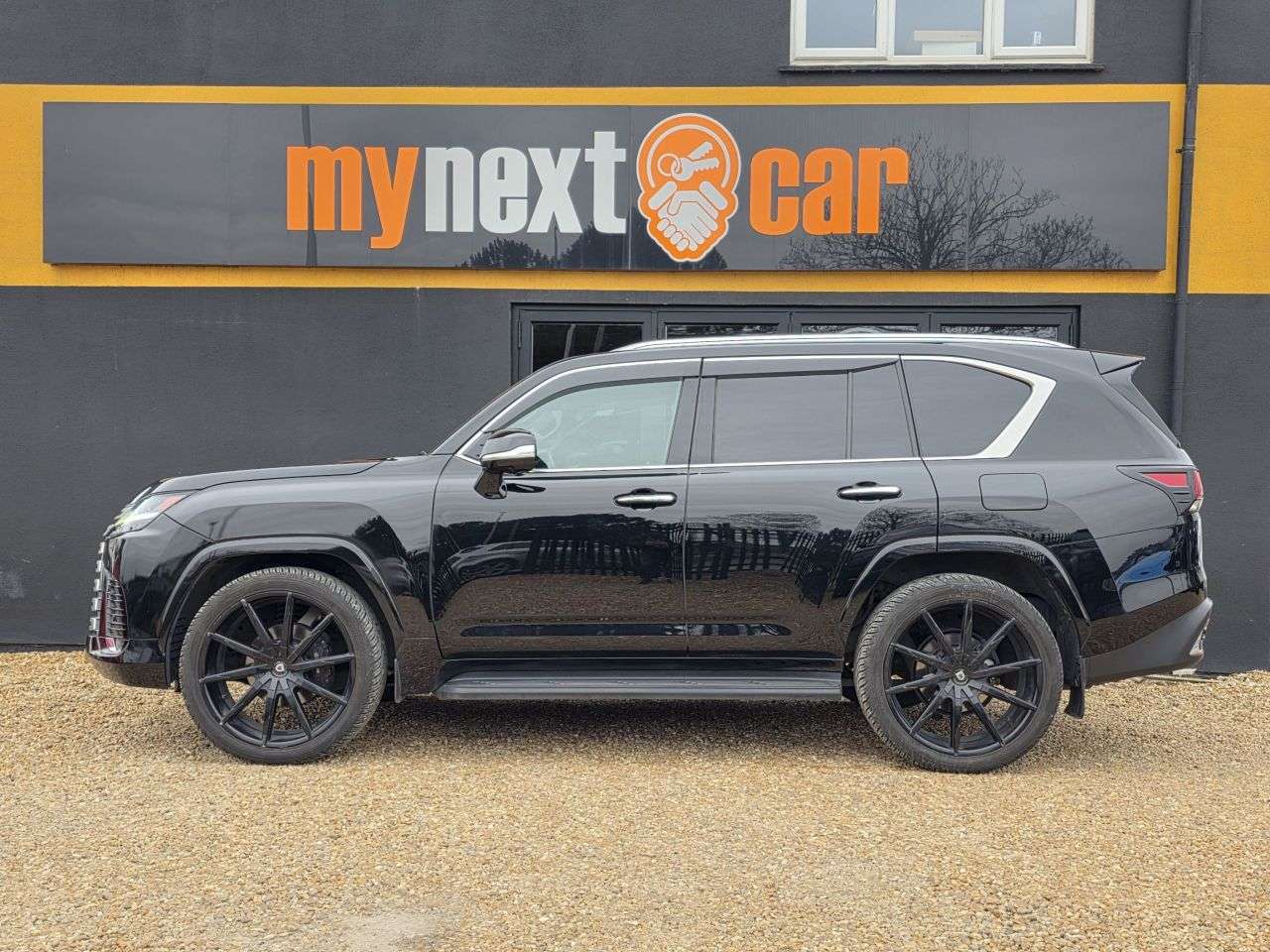 2022 LEXUS LX 2022 LEXUS LX