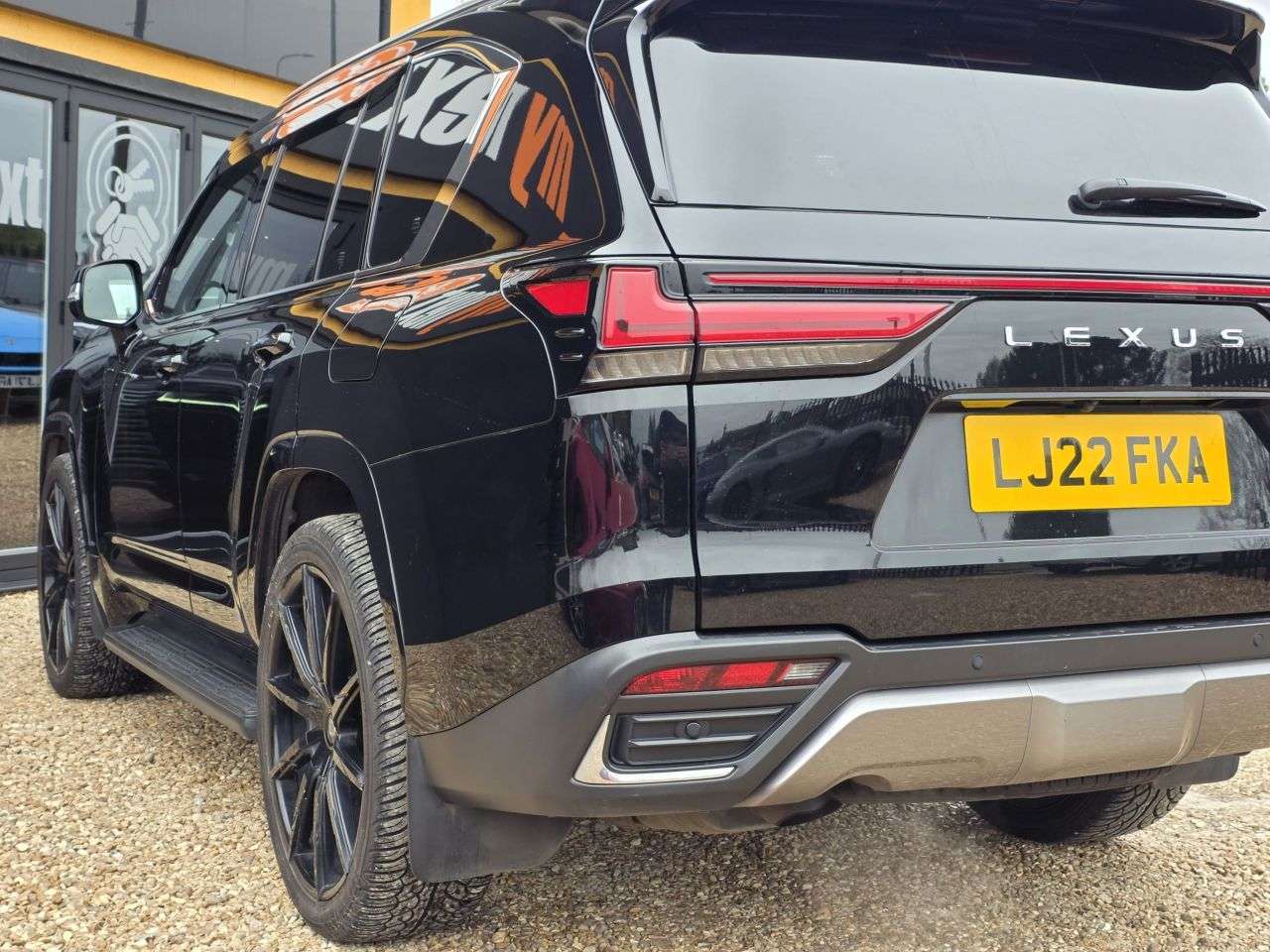 2022 LEXUS LX 2022 LEXUS LX