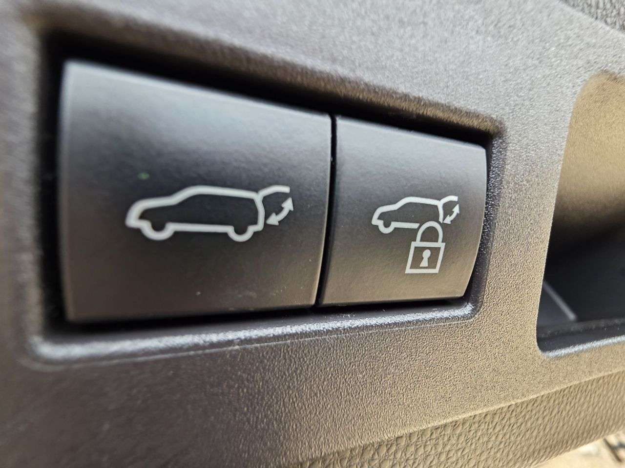 2022 LEXUS LX 2022 LEXUS LX