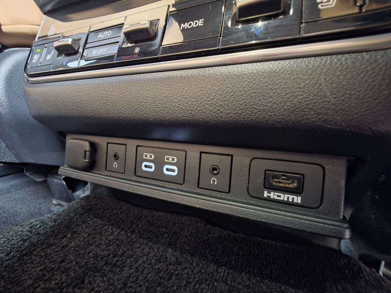 2022 LEXUS LX 2022 LEXUS LX