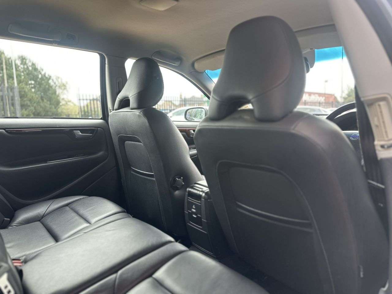 2006 VOLVO V70 2006 VOLVO V70