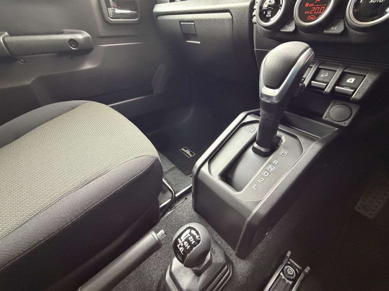 2025 SUZUKI JIMNY 2025 SUZUKI JIMNY