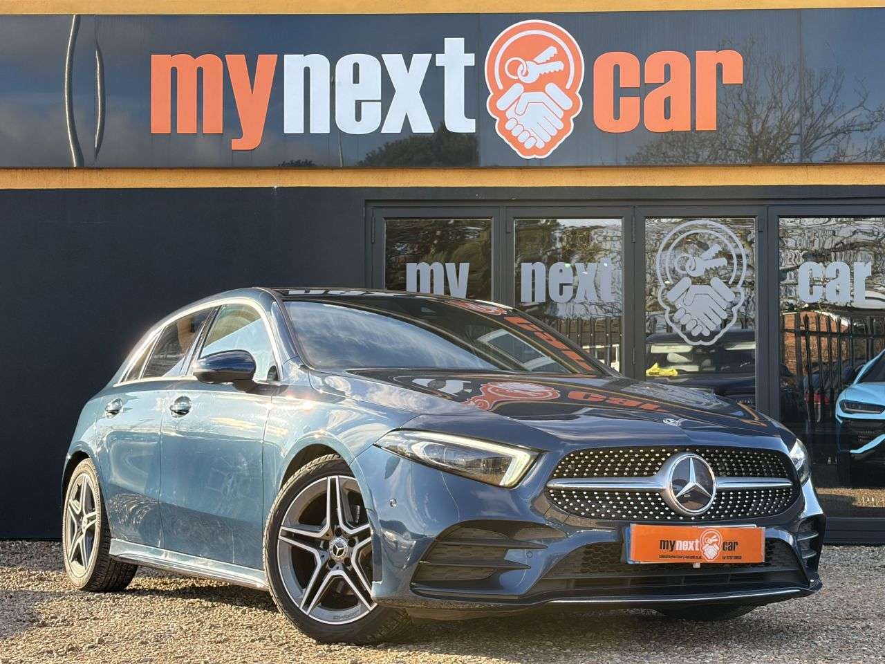 A 2020 MERCEDES-BENZ A-CLASS 1.3 A180 AMG Line (Premium Plus 2) Hatchback 5dr Petrol 7G-DCT Euro 6 (s/s) A 2020 MERCEDES-BENZ A-CLASS 1.3 A180 AMG Line (Premium Plus 2) Hatchback 5dr Petrol 7G-DCT Euro 6 (s/s)