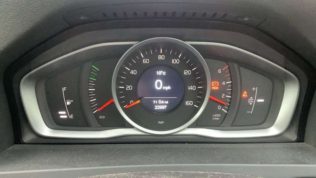 2015 VOLVO S60 2015 VOLVO S60