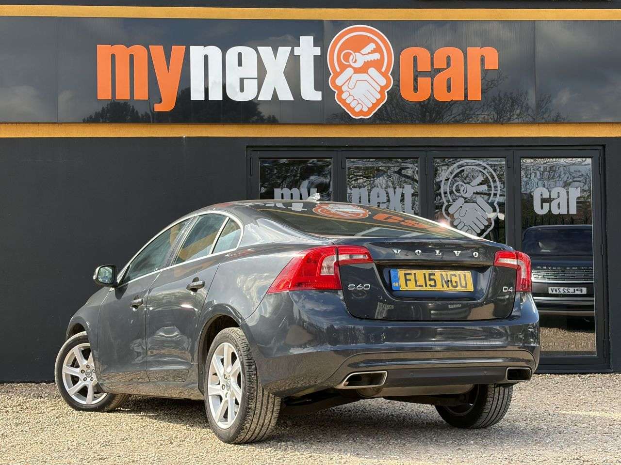 2015 VOLVO S60 2015 VOLVO S60