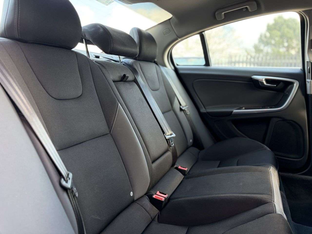2015 VOLVO S60 2015 VOLVO S60