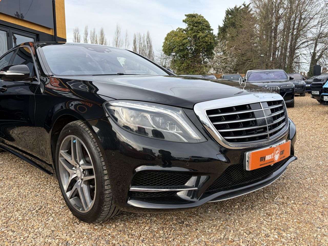 A 2014 MERCEDES-BENZ S-CLASS 4.7 S500L V8 AMG Line (Executive) G-Tronic+ Euro 6 (s/s) 4dr SOFT CLOSE DOO A 2014 MERCEDES-BENZ S-CLASS 4.7 S500L V8 AMG Line (Executive) G-Tronic+ Euro 6 (s/s) 4dr SOFT CLOSE DOO