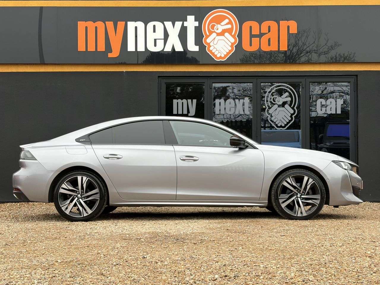 2021 PEUGEOT 508 2021 PEUGEOT 508