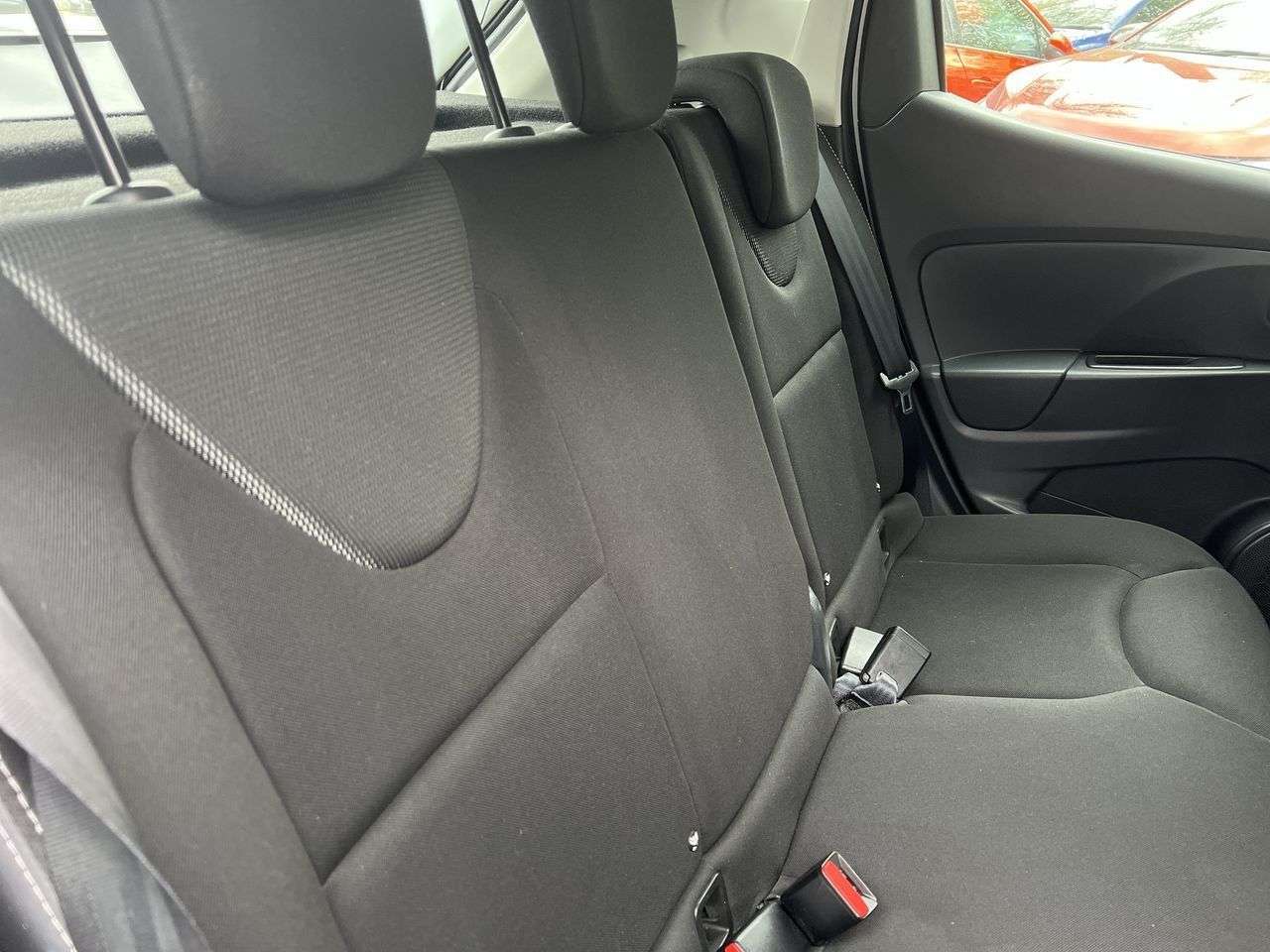 2015 RENAULT CLIO 2015 RENAULT CLIO