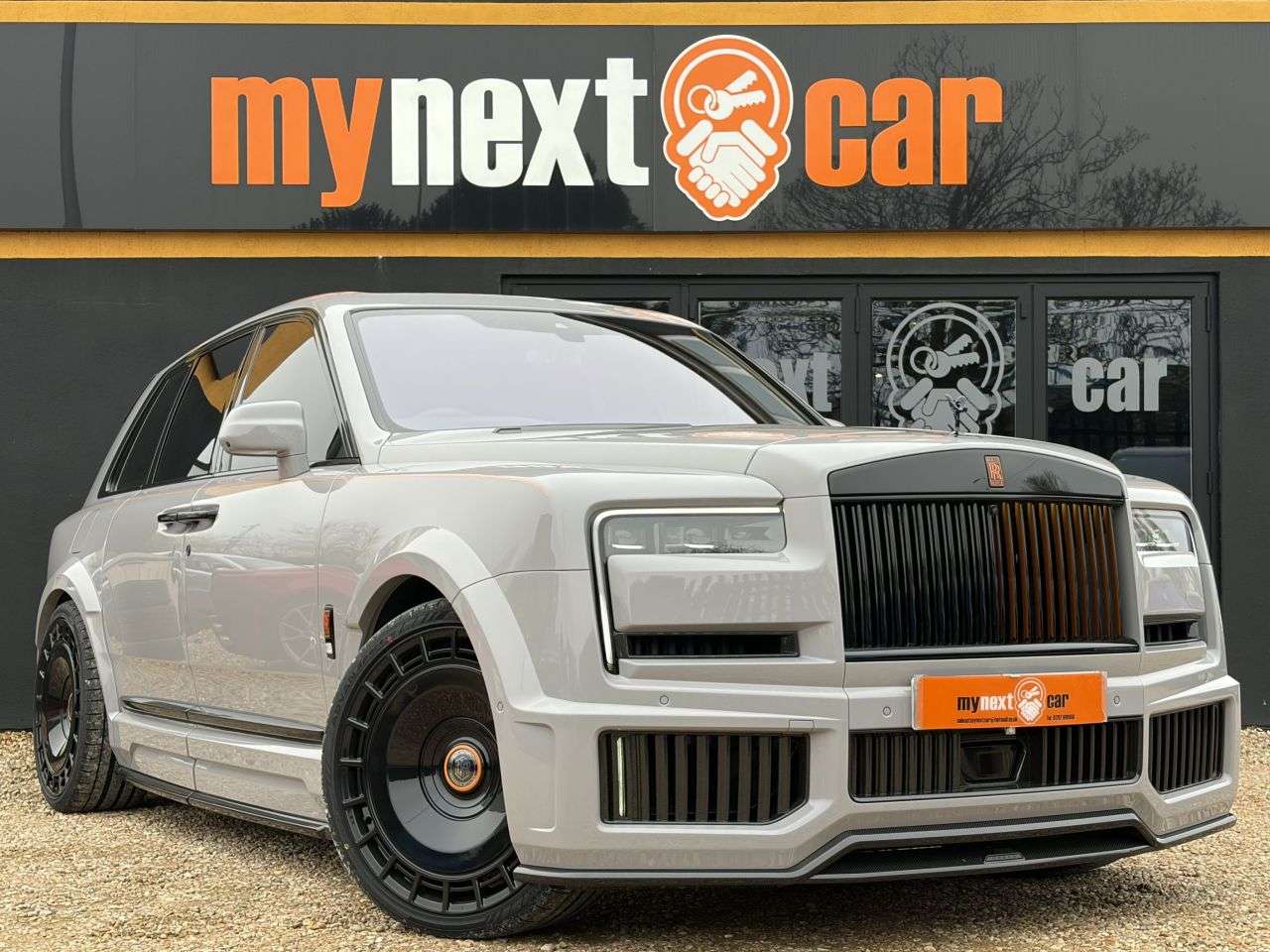 A 2026 ROLLS-ROYCE CULLINAN SERIES II 6.75 V12 SUV 5dr Petrol Auto 4WD Euro 6 (571 ps) 2026 MODEL/ VAT Q/ BLACK & A 2026 ROLLS-ROYCE CULLINAN SERIES II 6.75 V12 SUV 5dr Petrol Auto 4WD Euro 6 (571 ps) 2026 MODEL/ VAT Q/ BLACK &