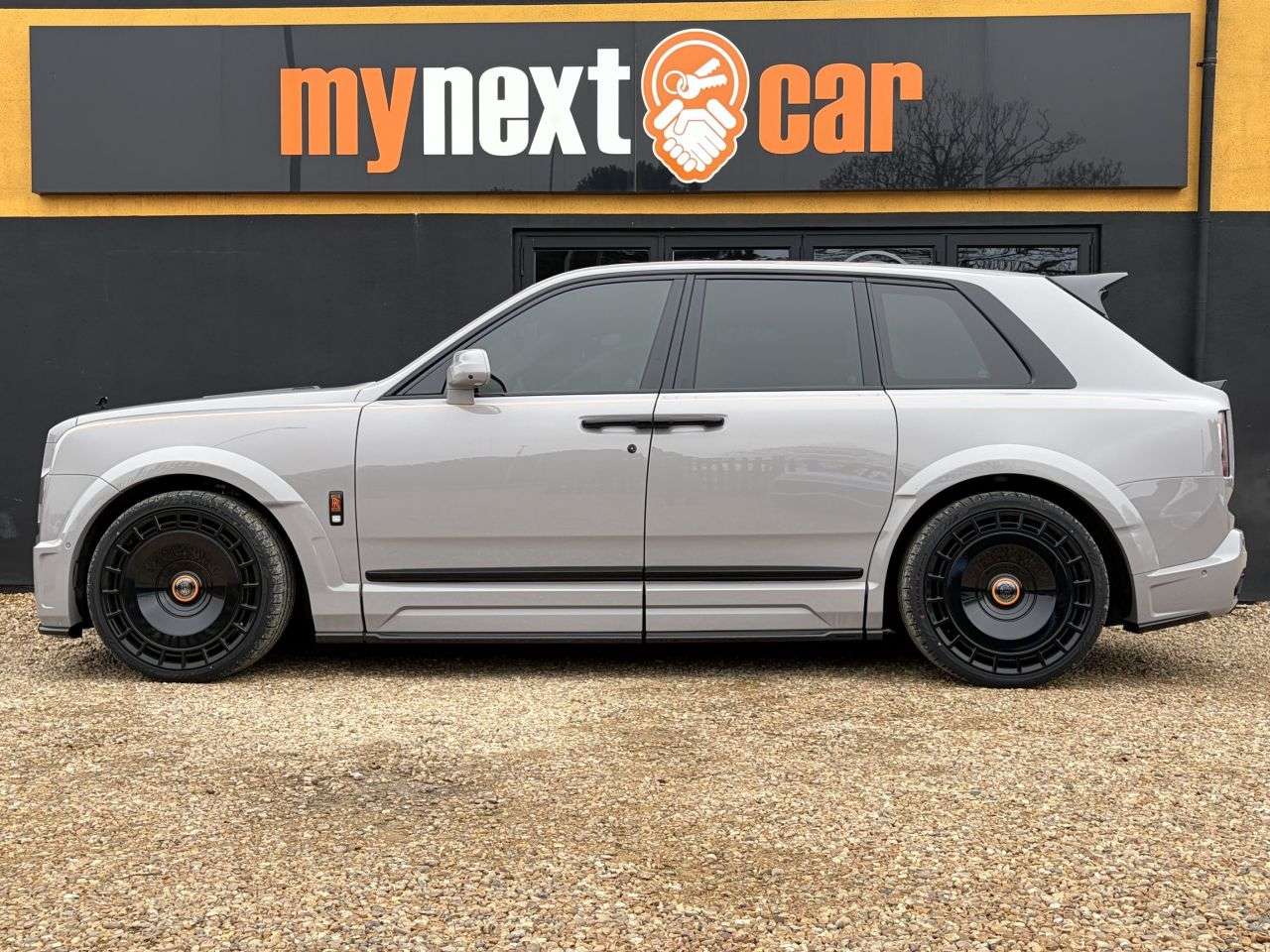 2026 ROLLS-ROYCE CULLINAN SERIES II 2026 ROLLS-ROYCE CULLINAN SERIES II