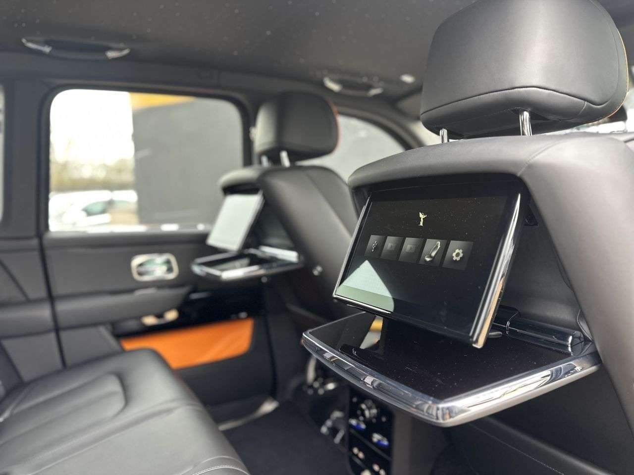 2026 ROLLS-ROYCE CULLINAN SERIES II 2026 ROLLS-ROYCE CULLINAN SERIES II