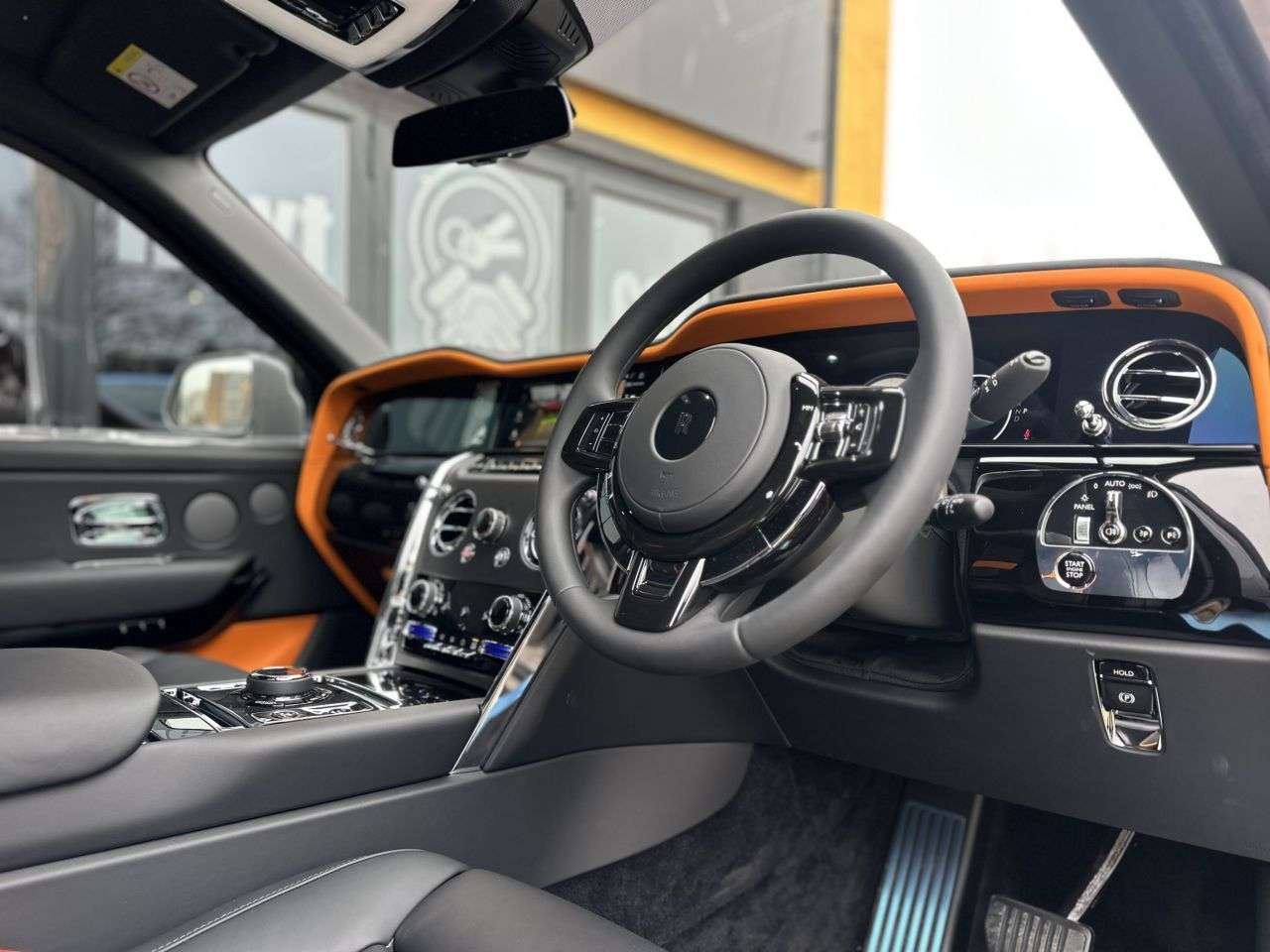 2026 ROLLS-ROYCE CULLINAN SERIES II 2026 ROLLS-ROYCE CULLINAN SERIES II