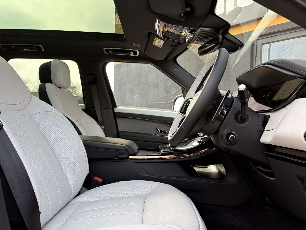 2026 LAND ROVER RANGE ROVER SPORT 2026 LAND ROVER RANGE ROVER SPORT