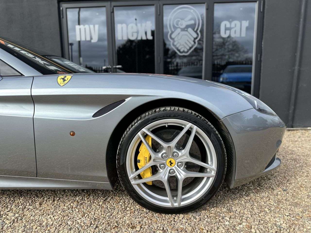 2017 FERRARI CALIFORNIA 2017 FERRARI CALIFORNIA