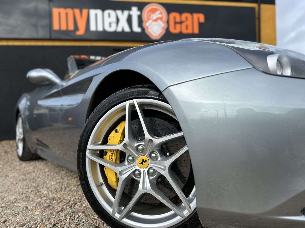 A 2017 FERRARI CALIFORNIA 3.8 V8 T Convertible 2dr Petrol F1 DCT Euro 6 (s/s) (560 ps) LOW MILEAGE/ L A 2017 FERRARI CALIFORNIA 3.8 V8 T Convertible 2dr Petrol F1 DCT Euro 6 (s/s) (560 ps) LOW MILEAGE/ L