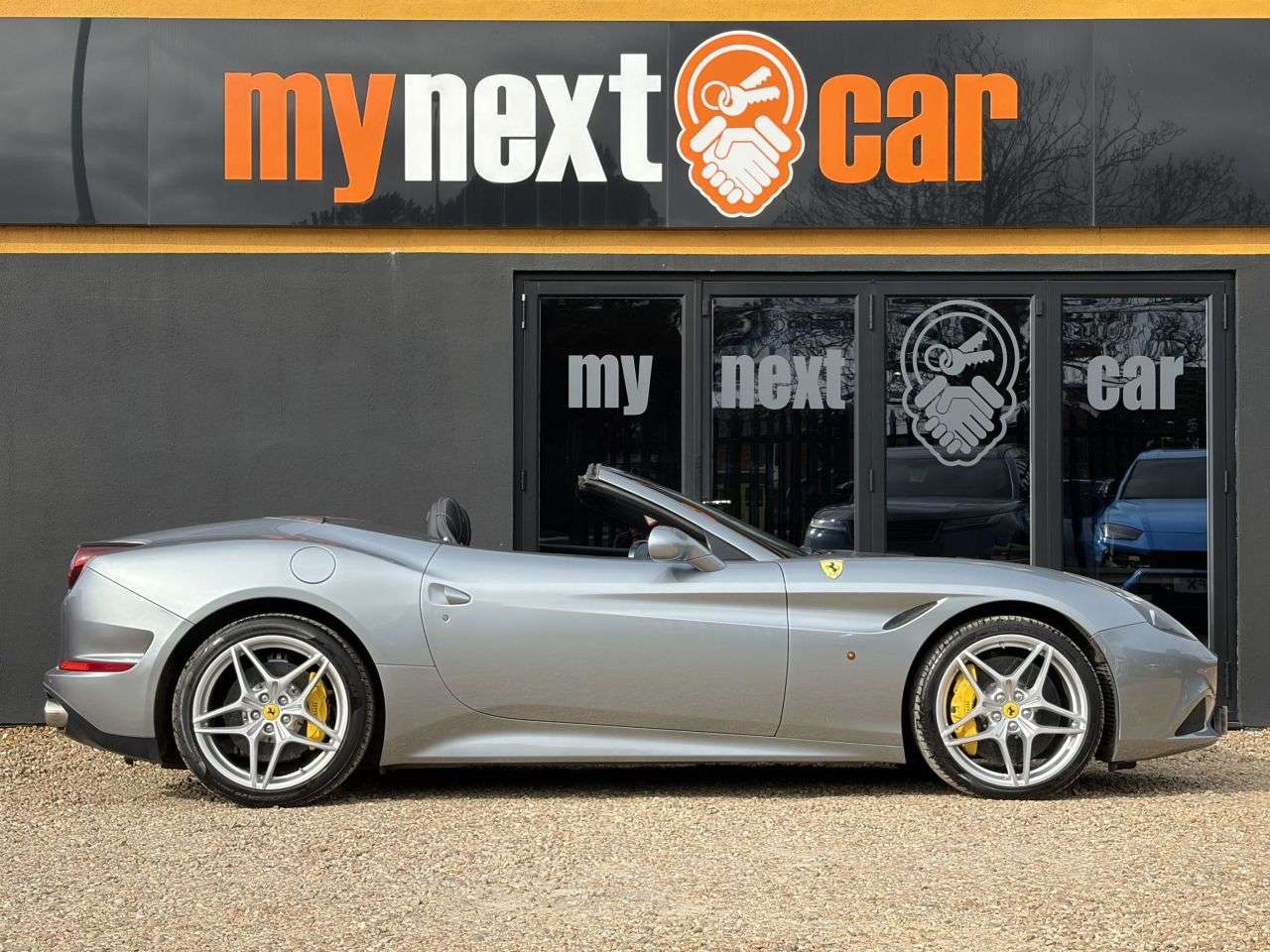 2017 FERRARI CALIFORNIA 2017 FERRARI CALIFORNIA