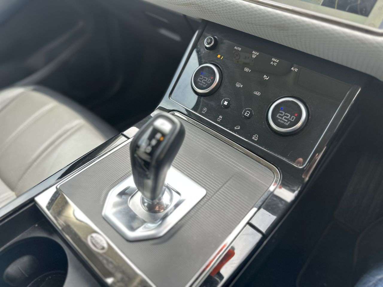 2021 LAND ROVER RANGE ROVER EVOQUE 2021 LAND ROVER RANGE ROVER EVOQUE