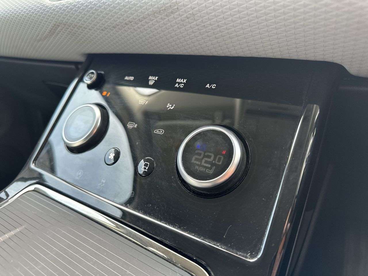 2021 LAND ROVER RANGE ROVER EVOQUE 2021 LAND ROVER RANGE ROVER EVOQUE