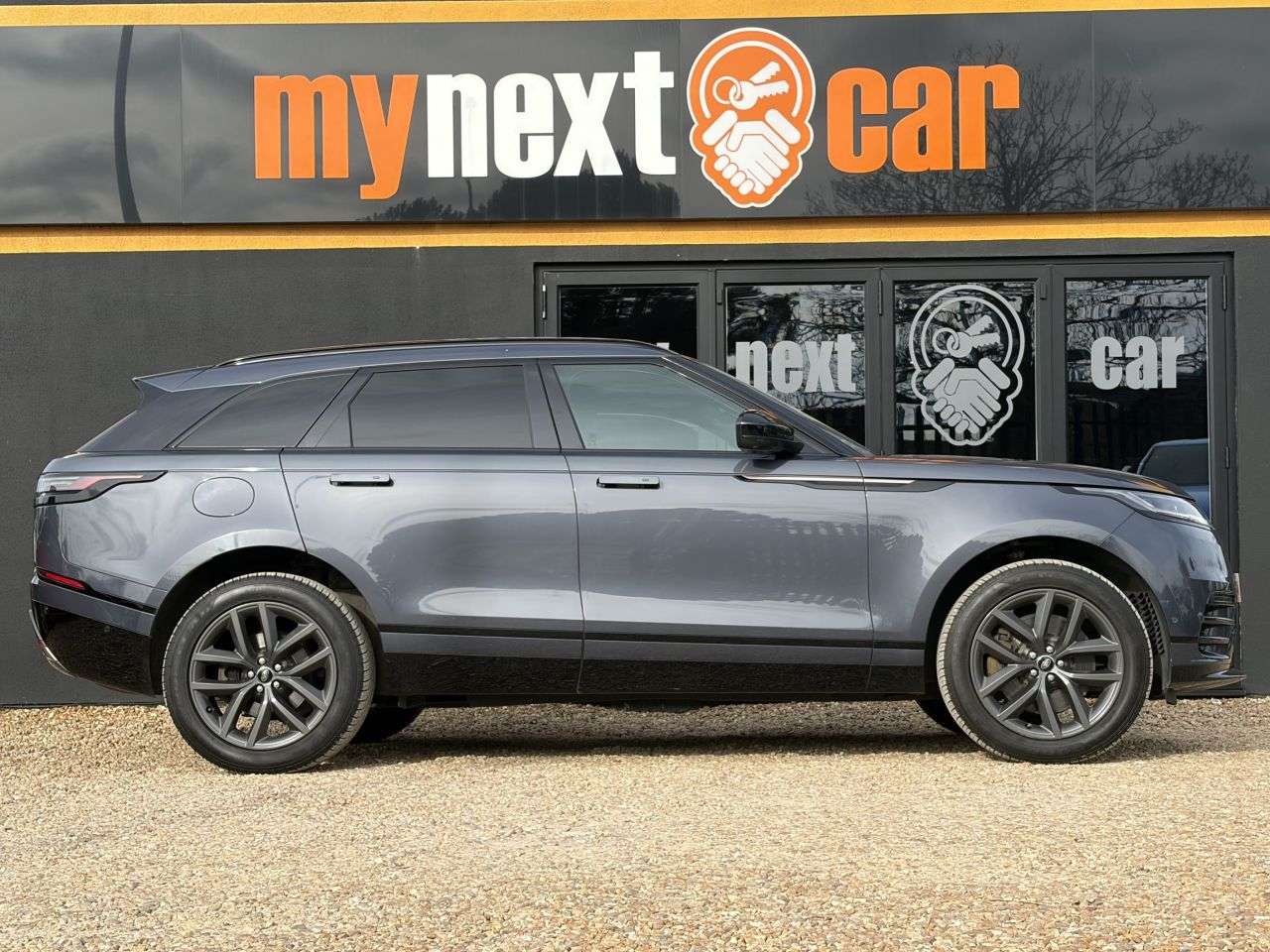 2024 LAND ROVER RANGE ROVER VELAR 2024 LAND ROVER RANGE ROVER VELAR