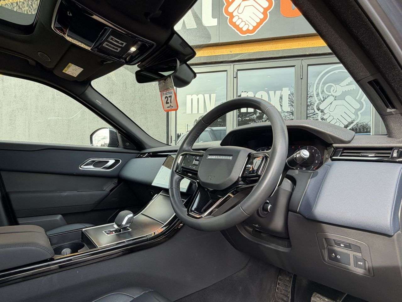 2024 LAND ROVER RANGE ROVER VELAR 2024 LAND ROVER RANGE ROVER VELAR