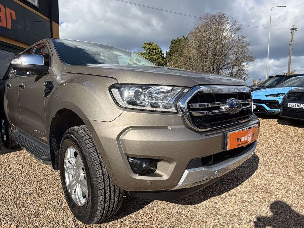 A 2020 FORD RANGER 2.0 EcoBlue Limited Pickup Double Cab 4dr Diesel Auto 4WD Euro 6 (s/s) (170 A 2020 FORD RANGER 2.0 EcoBlue Limited Pickup Double Cab 4dr Diesel Auto 4WD Euro 6 (s/s) (170