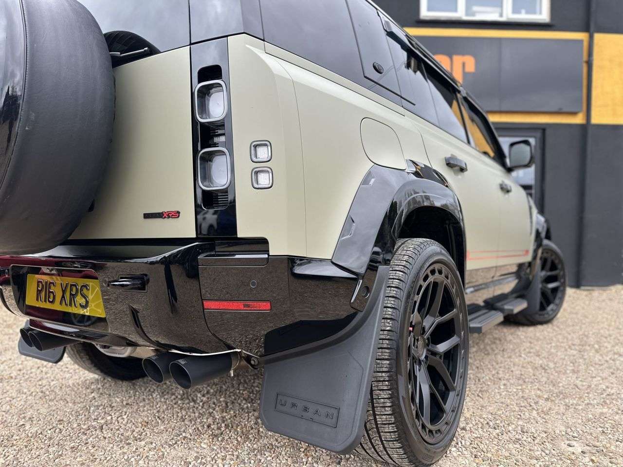 2023 LAND ROVER DEFENDER 2023 LAND ROVER DEFENDER