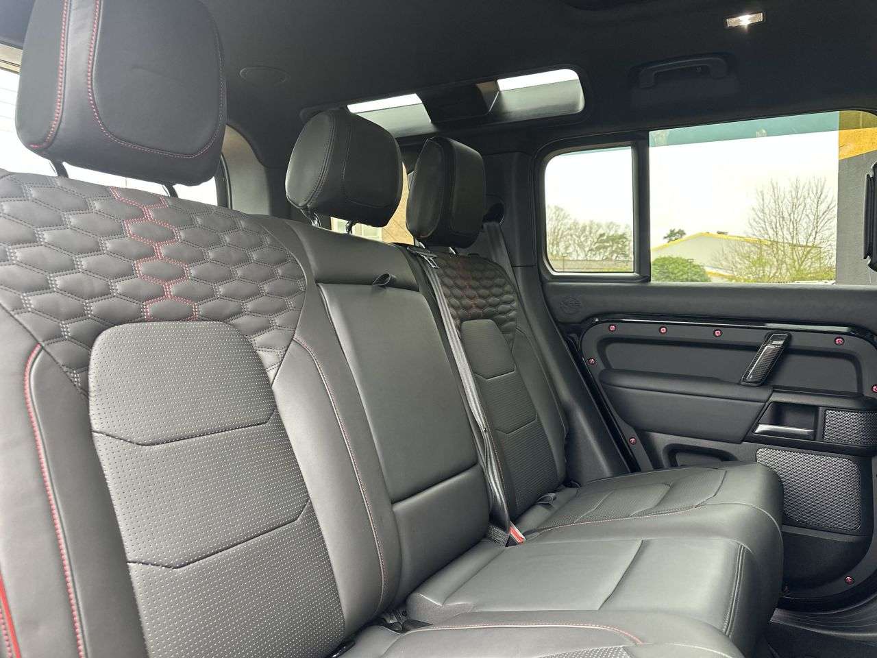 2023 LAND ROVER DEFENDER 2023 LAND ROVER DEFENDER