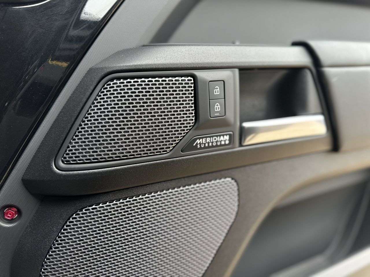 2023 LAND ROVER DEFENDER 2023 LAND ROVER DEFENDER